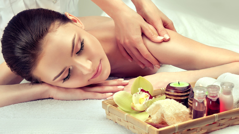 Tắm Trắng Thảo Dược 22 Ưu Điểm Nổi Bật Của Tắm Trắng Thảo Dược