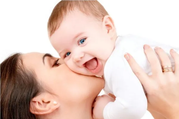 Mẹ bỉm sữa và em bé