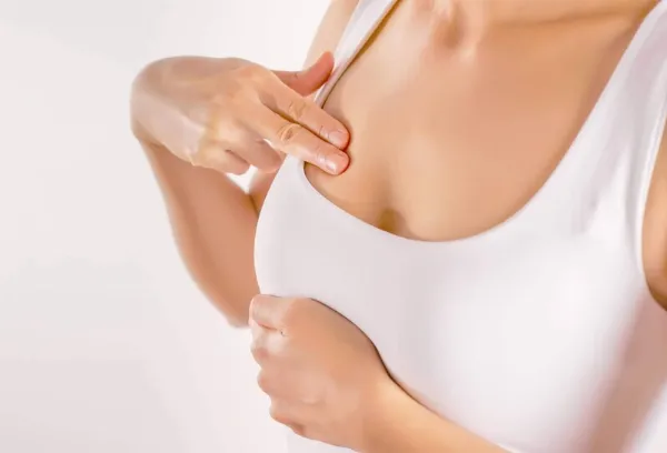 Tắc tia sữa k&eacute;o d&agrave;i c&oacute; thể g&acirc;y biến chứng nguy hiểm