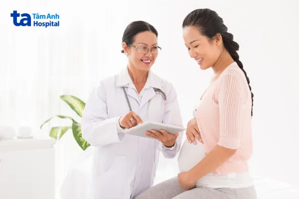 Tham khảo b&aacute;c sĩ bổ sung vitamin bầu đ&uacute;ng c&aacute;ch