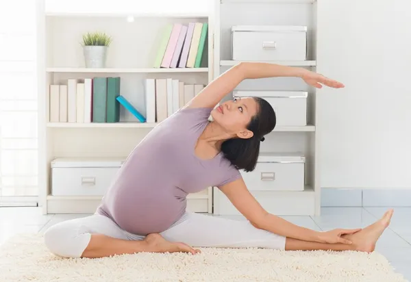 Yoga giúp mẹ bầu lưu thông máu tốt hơn